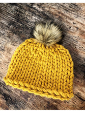 Load image into Gallery viewer, Chunky adult Beanie