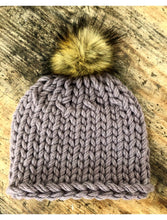 Load image into Gallery viewer, Chunky adult Beanie