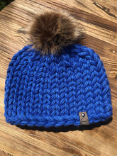 Load image into Gallery viewer, Chunky adult Beanie