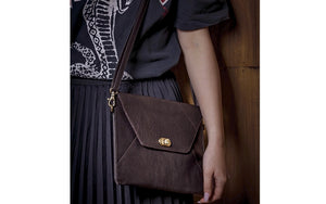 Frankie- Leather Envelope bag