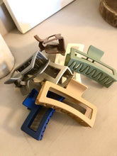 Load image into Gallery viewer, XLarge rectangle hair claw clip