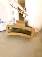 Load image into Gallery viewer, XLarge rectangle hair claw clip