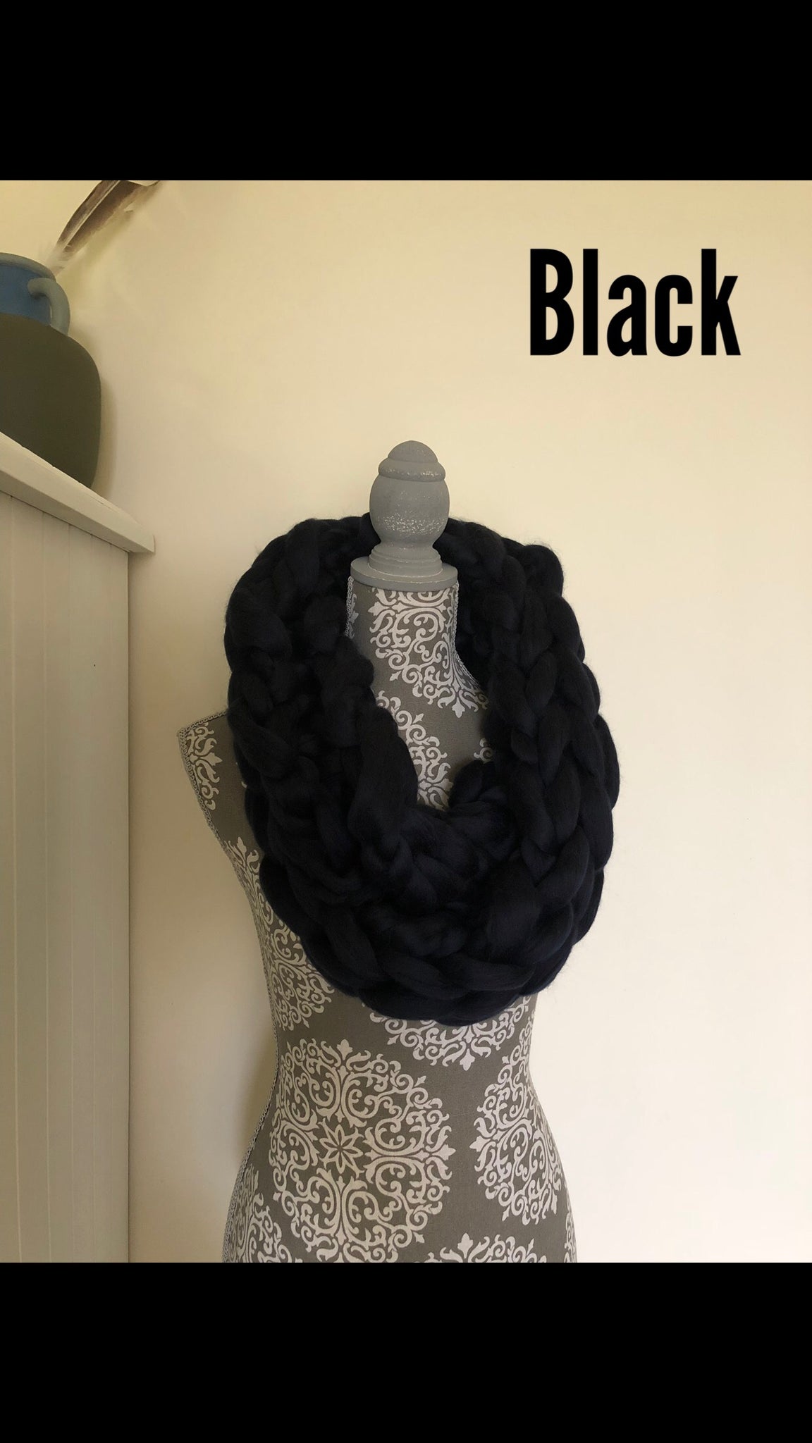 Black infinity scarf 2025