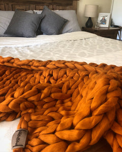 Chunky couch throw