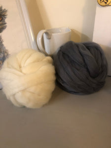 Australian merino wool- Giant super bulky Merino Yarn  Arm knitting , Chunky wool knit , thick gigantic yarn .